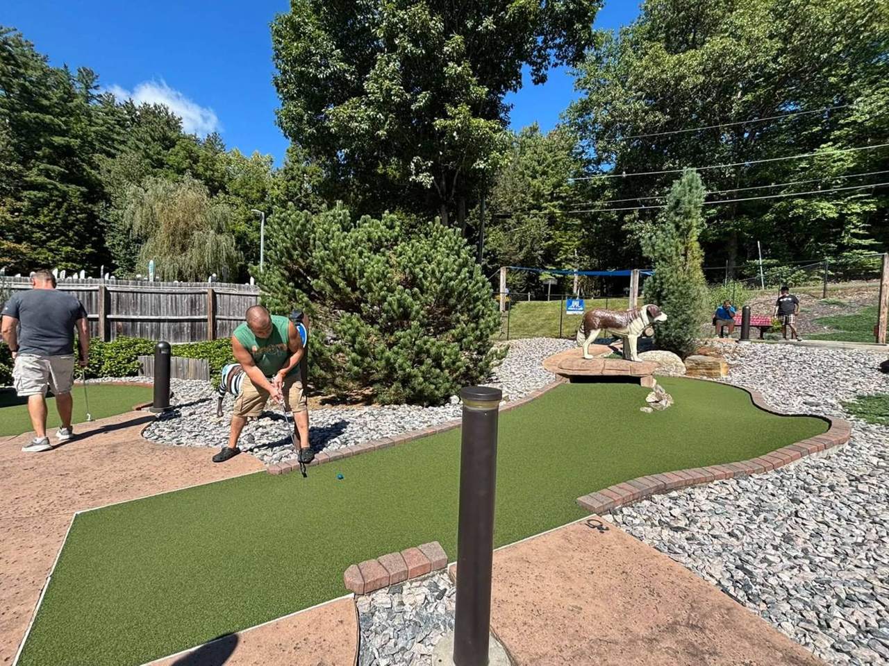 A player putting on the St. Bernard hole